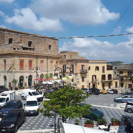 Casa Vacanza "La Chiazza Di Grutti" Grotte  Exteriör bild
