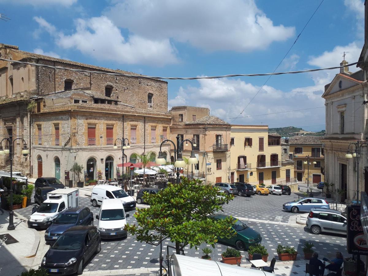 Casa Vacanza "La Chiazza Di Grutti" Grotte  Exteriör bild