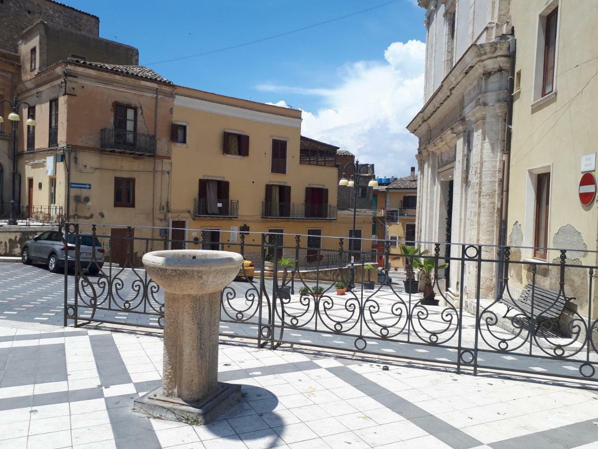 Casa Vacanza "La Chiazza Di Grutti" Grotte  Exteriör bild